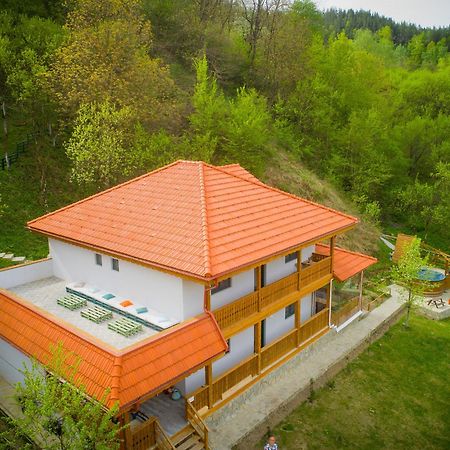 Bed and Breakfast Casa Lila Colti Екстер'єр фото